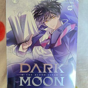 Dark Moon: The Blood Altar - Volumes 1-3